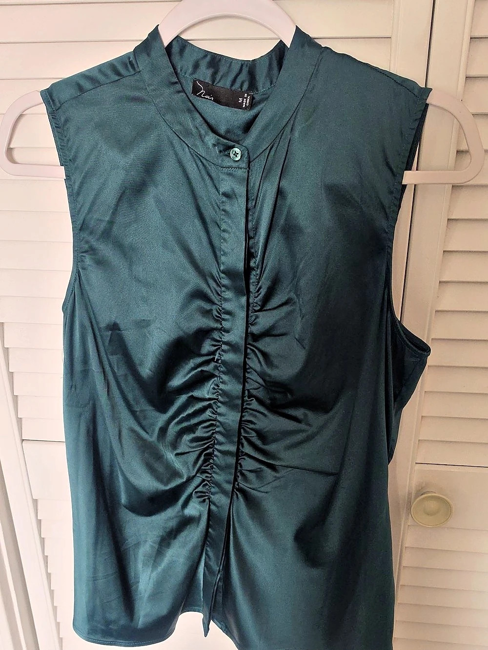 Nair Ruched Sleeveless Blouse in Green Medium